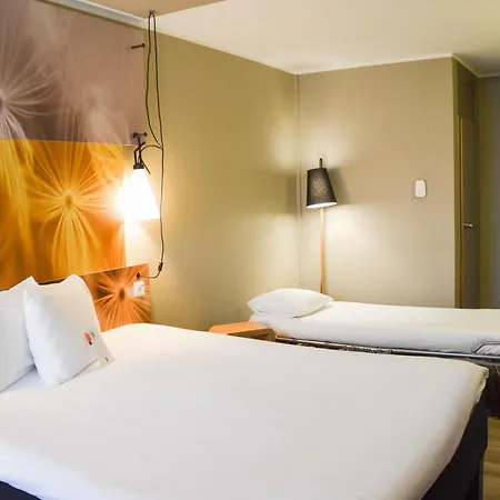 Ibis Hotel Frankfurt Airport-2